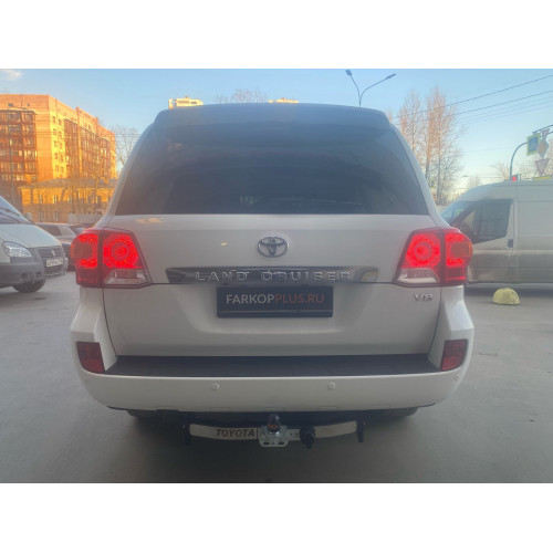 Фаркоп MOTODOR на Toyota Land Cruiser 200 2007- Арт.92517-FEN (Excalibur и Executive)