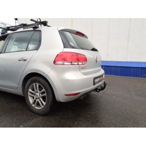 Фаркоп BOSAL (ORIS) на VOLKSWAGEN Golf 2008–2012  Арт. 2187-A (Vl хетчбэк и Golf Plus)