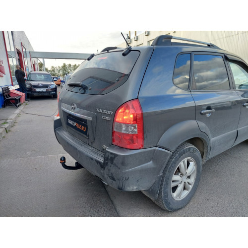 Фаркоп Трейлер на Hyundai Tucson 2004-2010 Арт. 7310 КС2 (кромедвиг.2,7л бенз. и дизель)