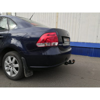 Фаркоп Avtos на VOLKSWAGEN Polo (круглая труба) 2010- Арт.VW 33 (тянет до 750 кг)