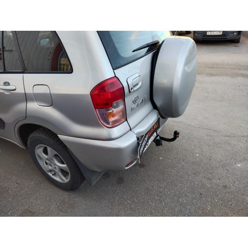 Фаркоп Трейлер на TOYOTA RAV4 2000–2006  Арт. 7831