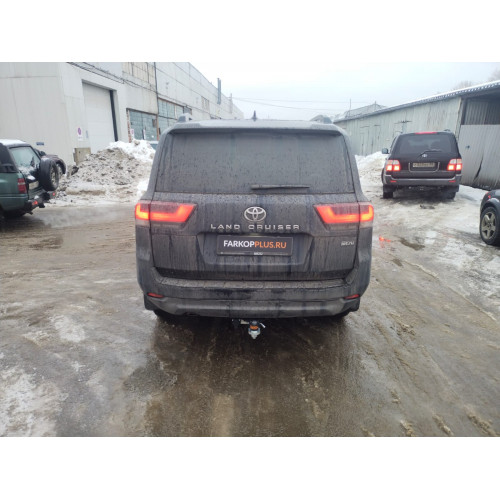 Фаркоп MOTODOR на Toyota Land Cruiser 300 2021- Арт. 92525-E (оцинкованный шар)