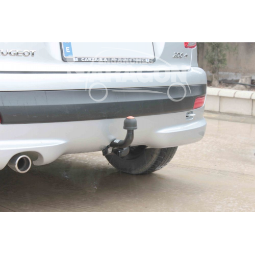 Фаркоп ARAGON на PEUGEOT 206 1998–2008  Арт. E4710AA 