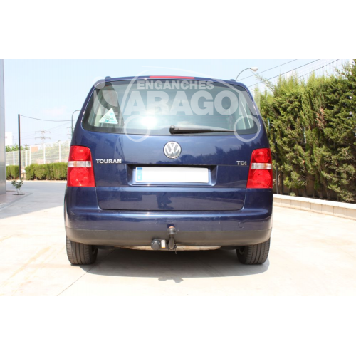 Фаркоп ARAGON на VOLKSWAGEN Touran 2003–2009  Арт. E5812AA 